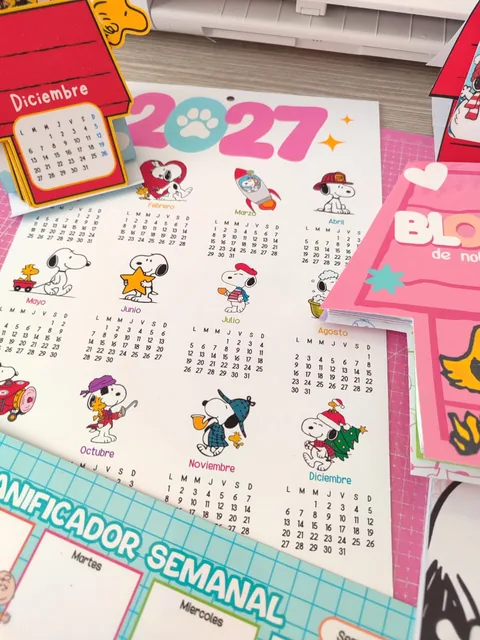 Calendario anual 2027